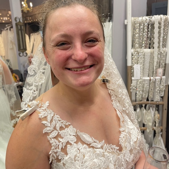 Dresses & Skirts - Wedding dress